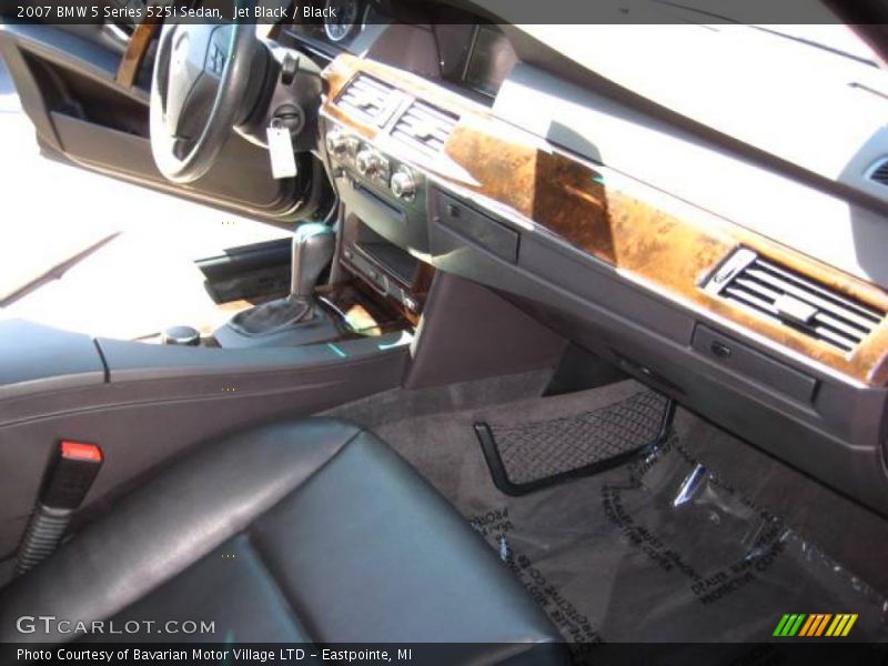 Jet Black / Black 2007 BMW 5 Series 525i Sedan