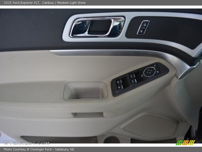 Caribou / Medium Light Stone 2015 Ford Explorer XLT