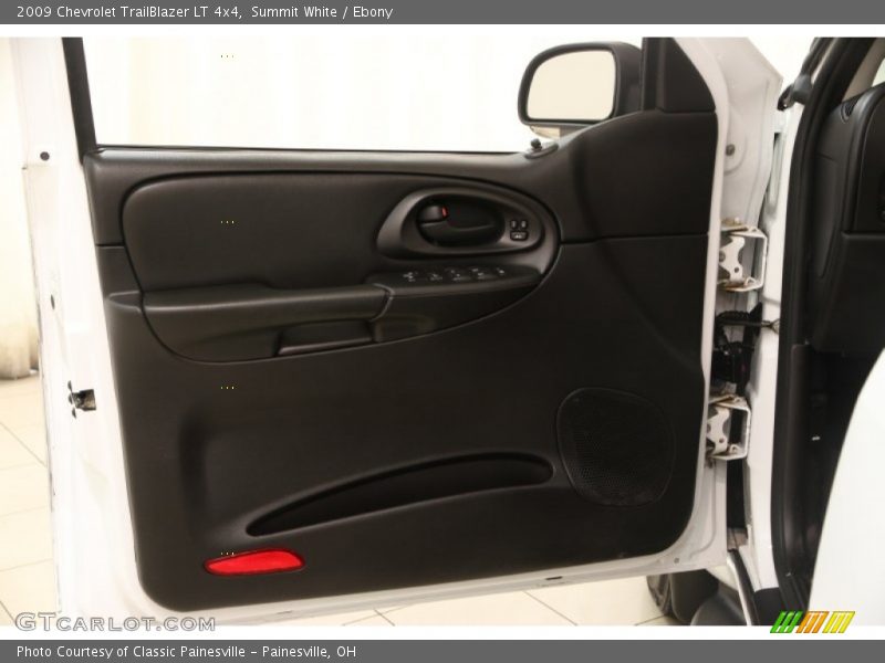 Summit White / Ebony 2009 Chevrolet TrailBlazer LT 4x4