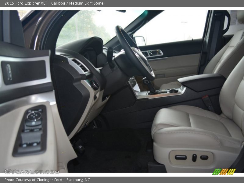 Caribou / Medium Light Stone 2015 Ford Explorer XLT