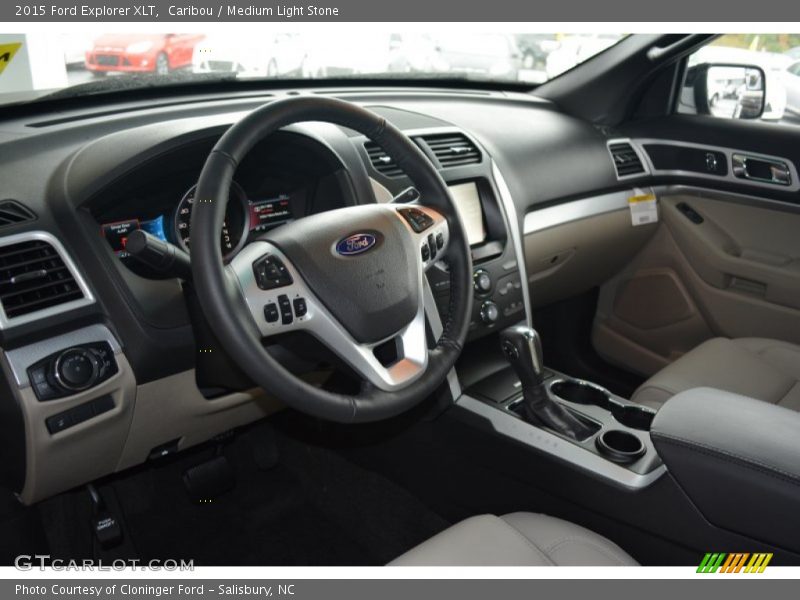 Caribou / Medium Light Stone 2015 Ford Explorer XLT
