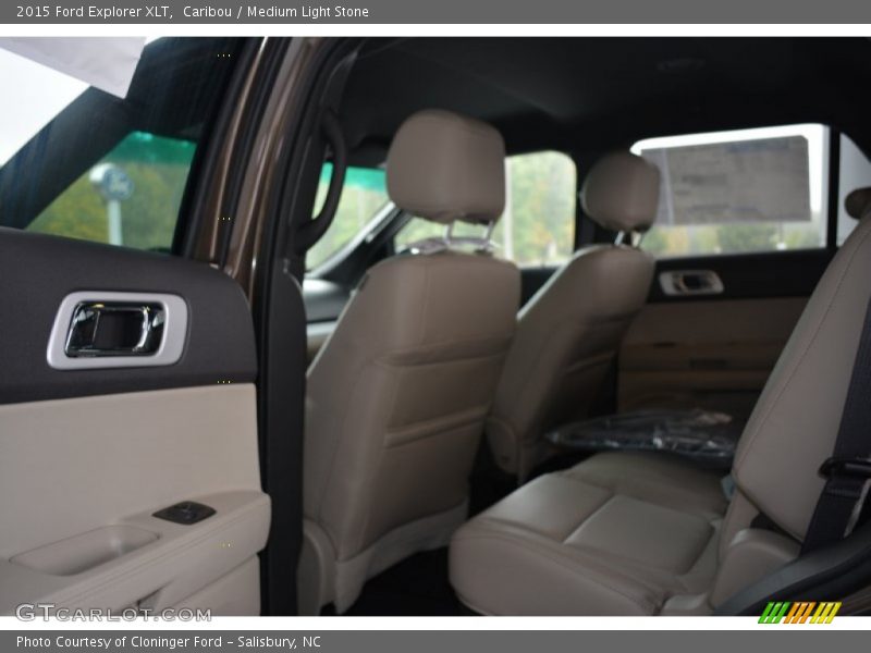 Caribou / Medium Light Stone 2015 Ford Explorer XLT