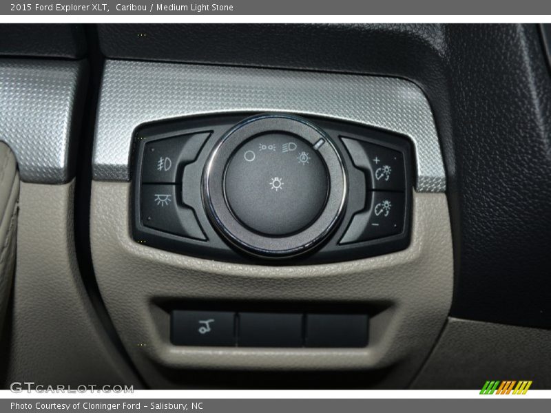 Caribou / Medium Light Stone 2015 Ford Explorer XLT