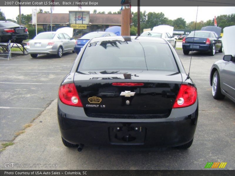 Black / Neutral Beige 2007 Chevrolet Cobalt LS Sedan