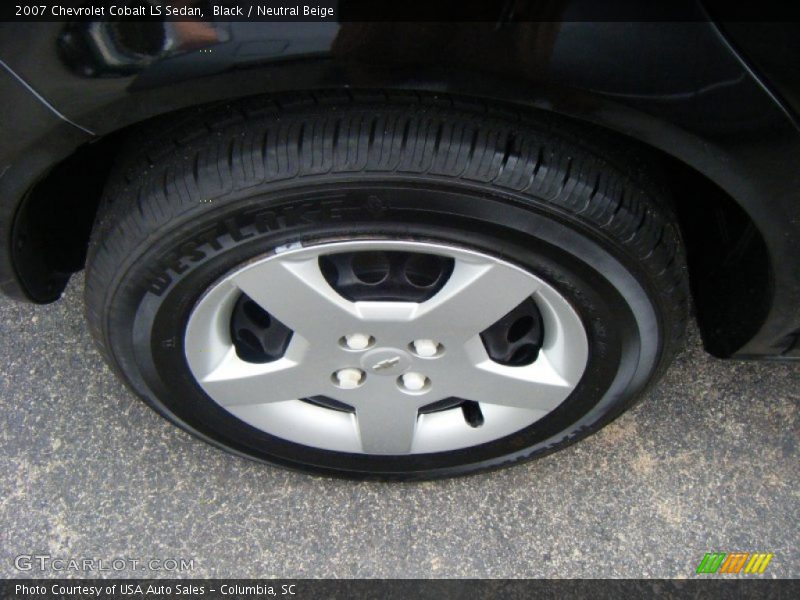 Black / Neutral Beige 2007 Chevrolet Cobalt LS Sedan