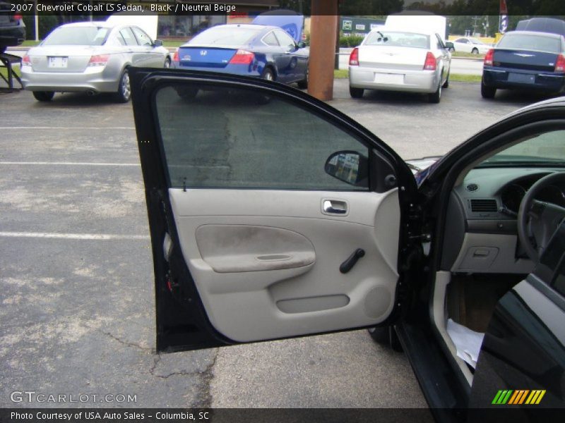 Black / Neutral Beige 2007 Chevrolet Cobalt LS Sedan