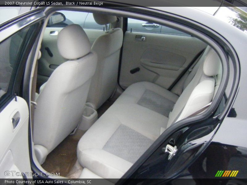 Black / Neutral Beige 2007 Chevrolet Cobalt LS Sedan