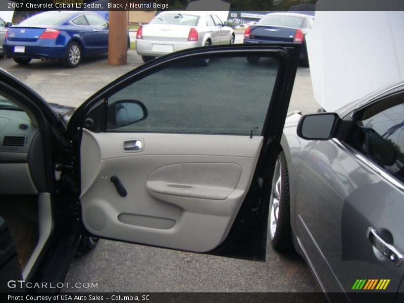 Black / Neutral Beige 2007 Chevrolet Cobalt LS Sedan