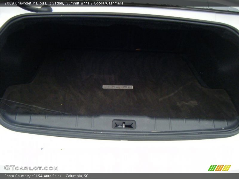 Summit White / Cocoa/Cashmere 2009 Chevrolet Malibu LTZ Sedan