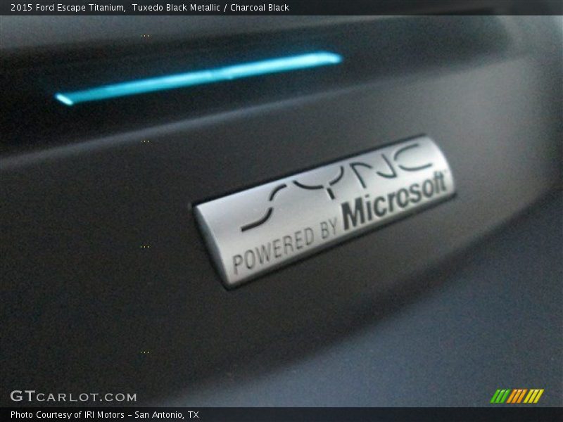 Tuxedo Black Metallic / Charcoal Black 2015 Ford Escape Titanium