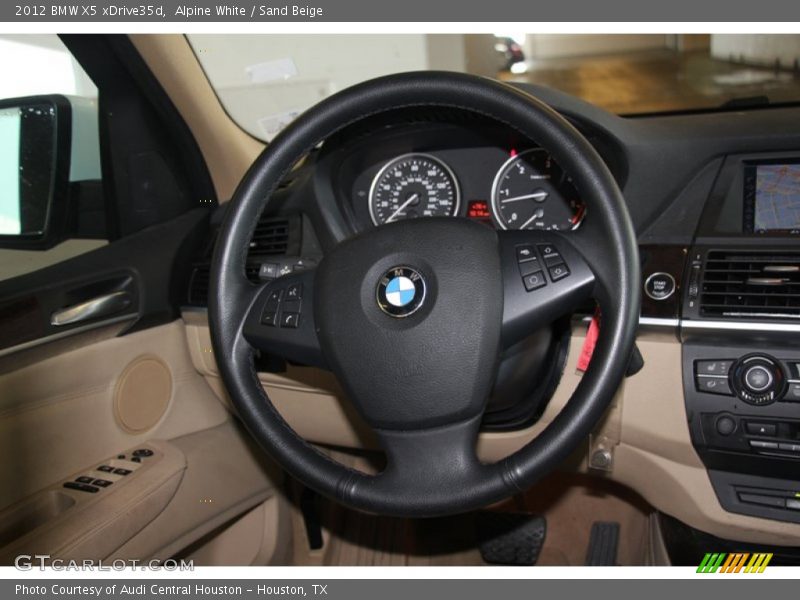 Alpine White / Sand Beige 2012 BMW X5 xDrive35d