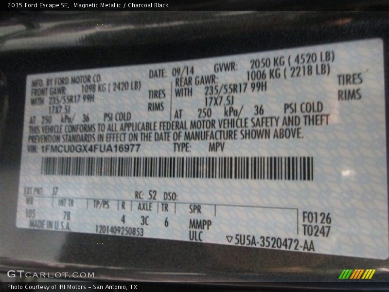 Magnetic Metallic / Charcoal Black 2015 Ford Escape SE