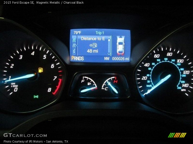 Magnetic Metallic / Charcoal Black 2015 Ford Escape SE