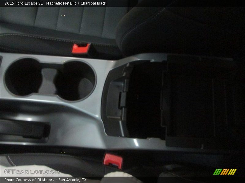 Magnetic Metallic / Charcoal Black 2015 Ford Escape SE