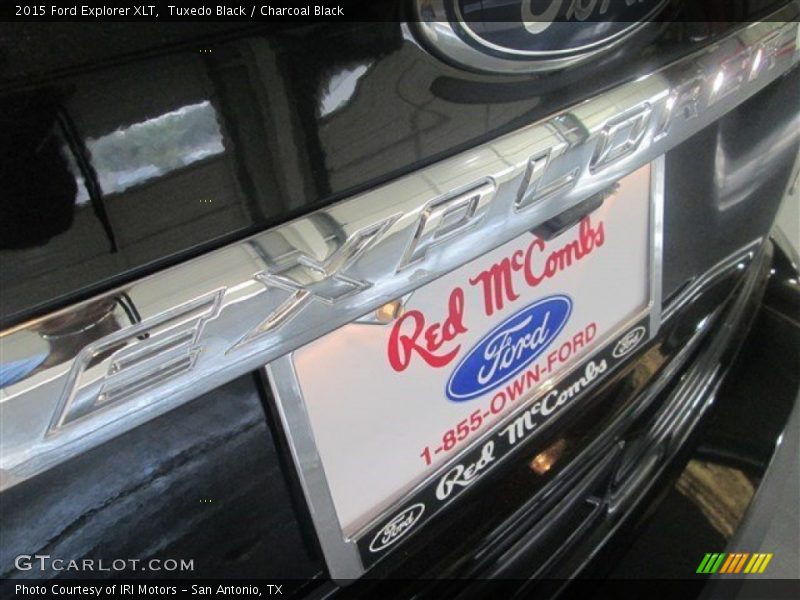 Tuxedo Black / Charcoal Black 2015 Ford Explorer XLT