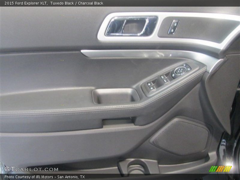 Tuxedo Black / Charcoal Black 2015 Ford Explorer XLT