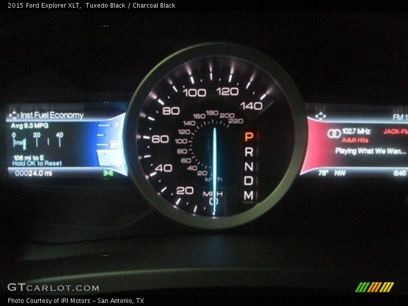 Tuxedo Black / Charcoal Black 2015 Ford Explorer XLT