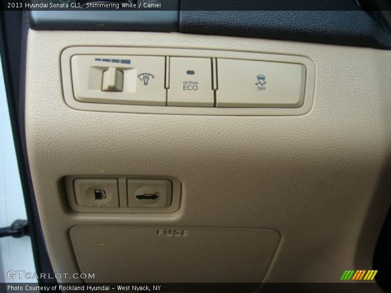 Shimmering White / Camel 2013 Hyundai Sonata GLS