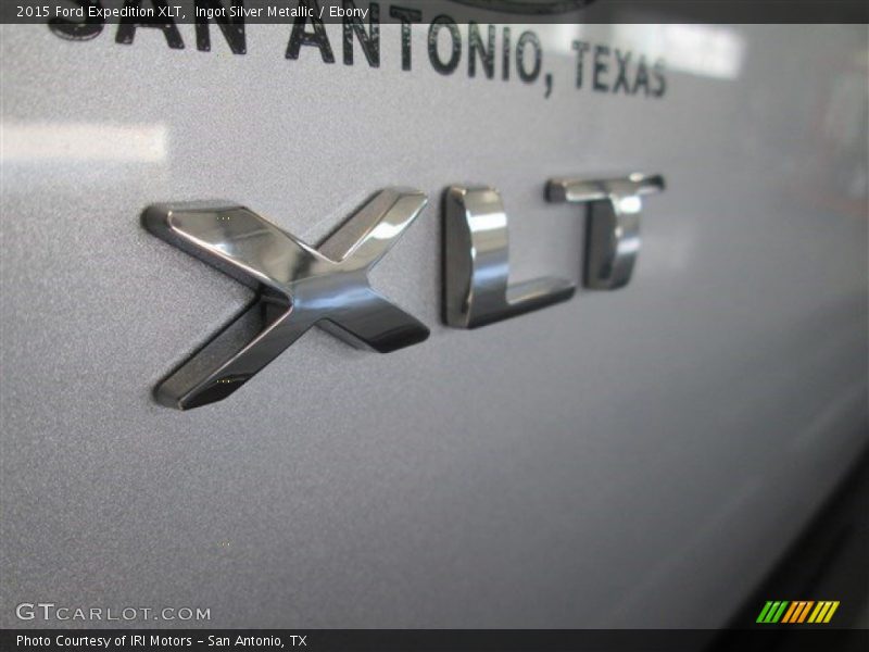 Ingot Silver Metallic / Ebony 2015 Ford Expedition XLT