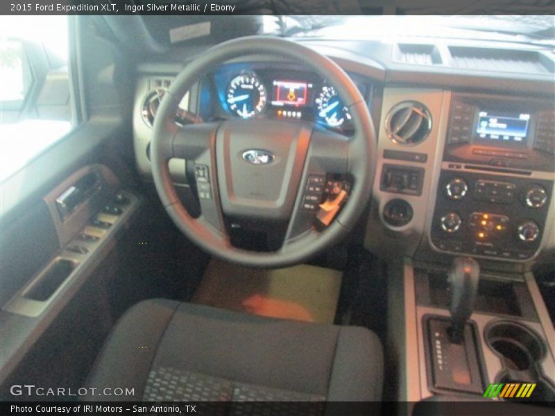 Ingot Silver Metallic / Ebony 2015 Ford Expedition XLT