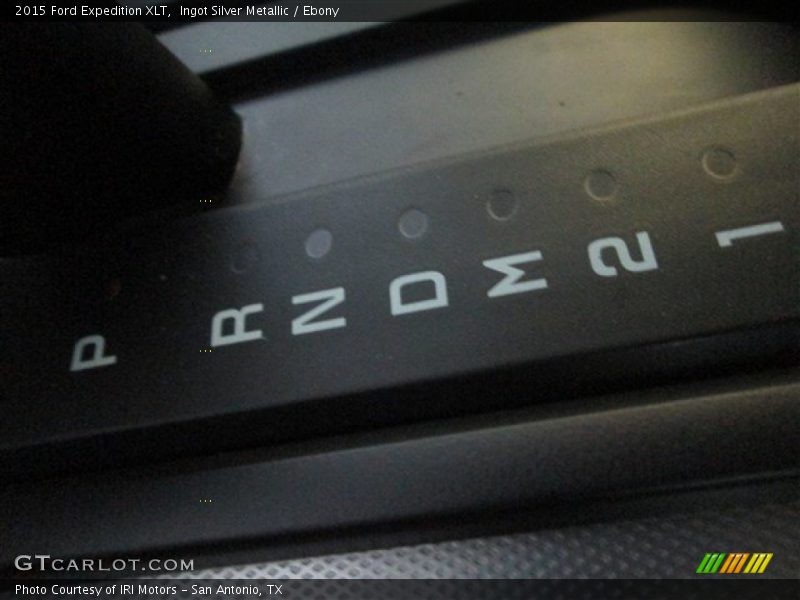 Ingot Silver Metallic / Ebony 2015 Ford Expedition XLT