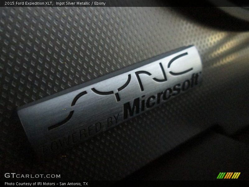Ingot Silver Metallic / Ebony 2015 Ford Expedition XLT