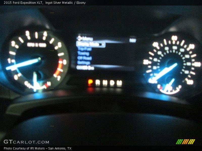 Ingot Silver Metallic / Ebony 2015 Ford Expedition XLT