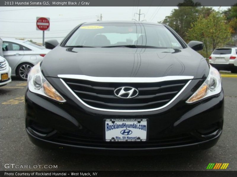 Midnight Black / Gray 2013 Hyundai Sonata GLS