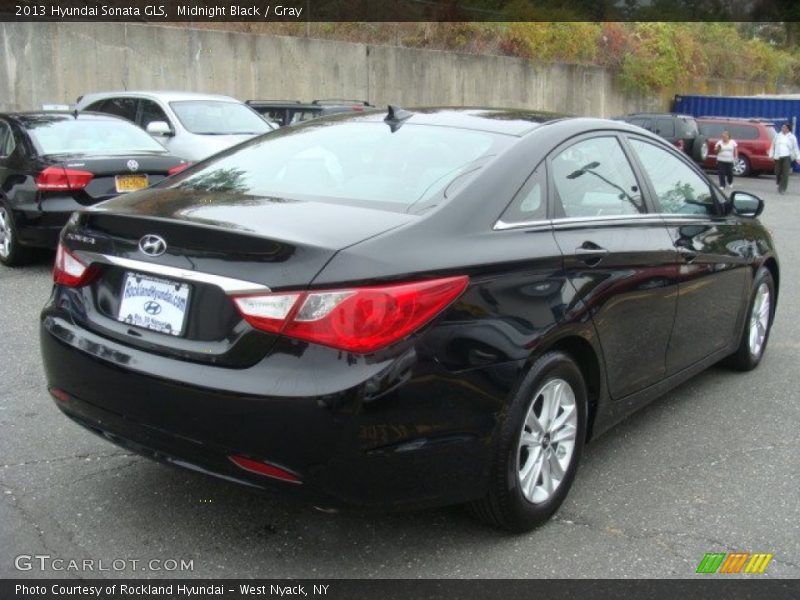 Midnight Black / Gray 2013 Hyundai Sonata GLS