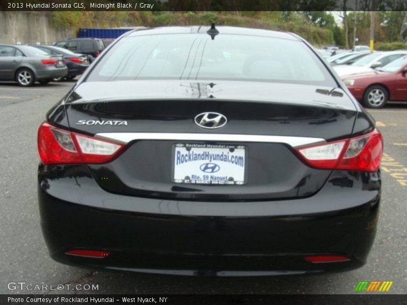 Midnight Black / Gray 2013 Hyundai Sonata GLS