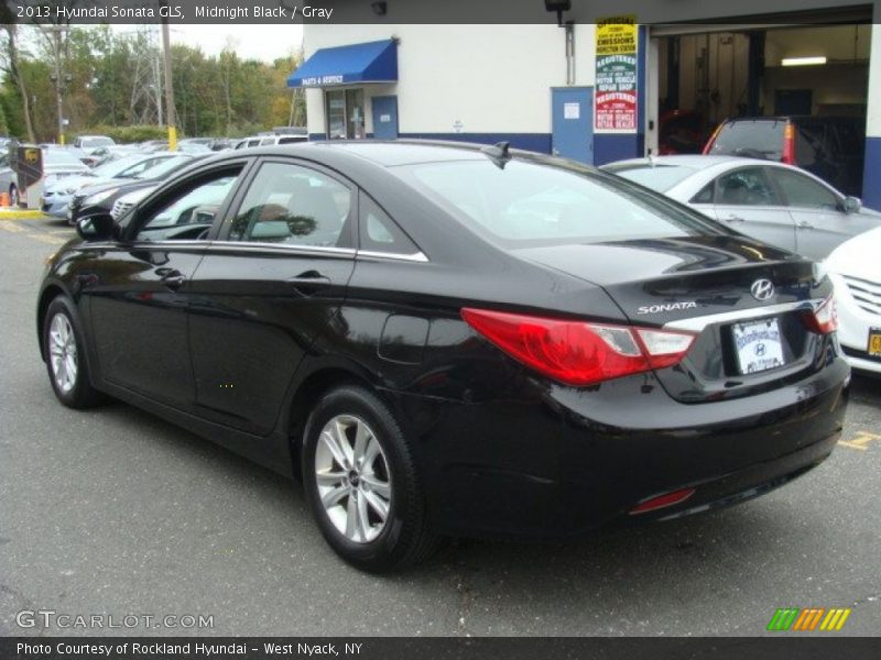 Midnight Black / Gray 2013 Hyundai Sonata GLS