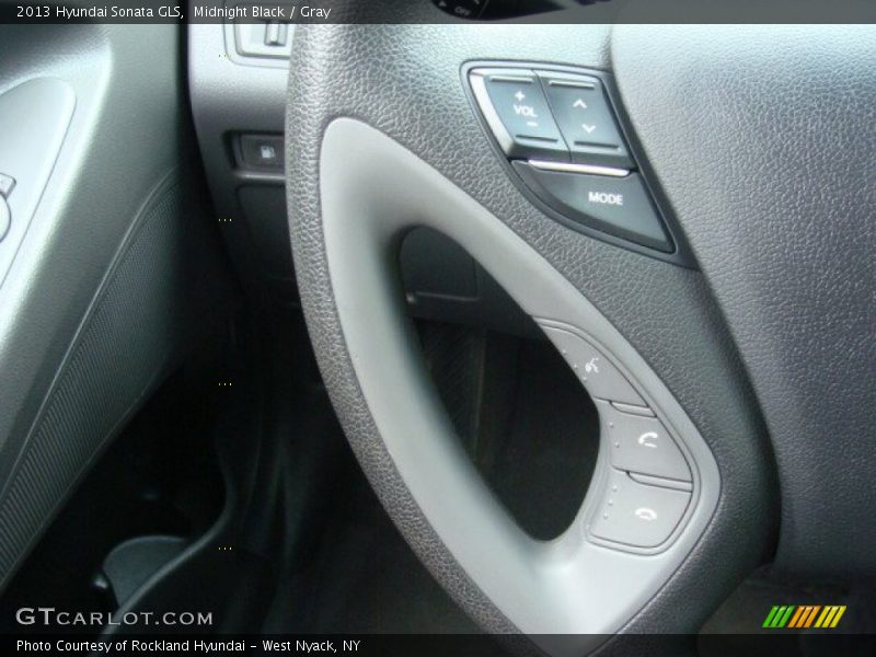 Midnight Black / Gray 2013 Hyundai Sonata GLS