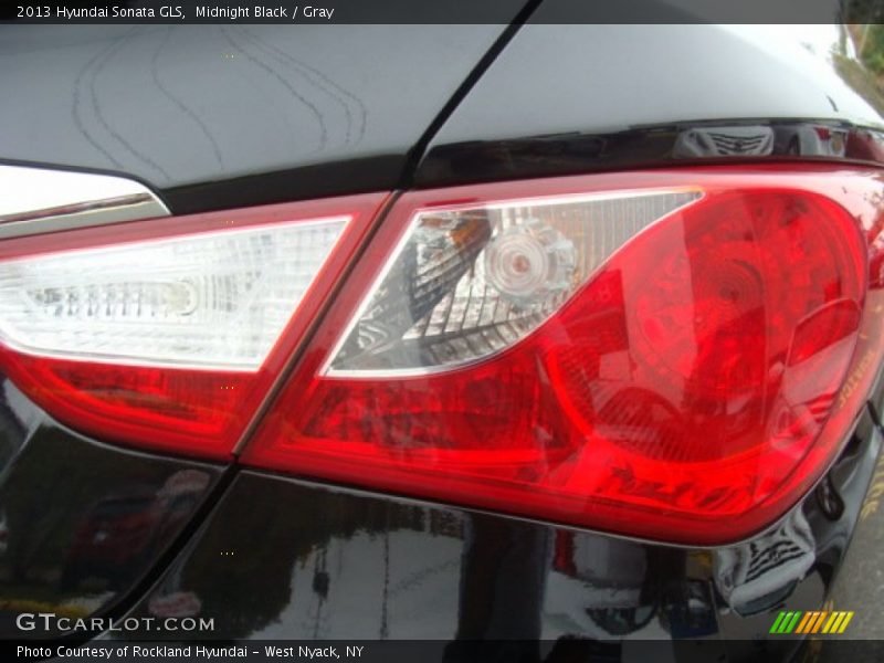 Midnight Black / Gray 2013 Hyundai Sonata GLS