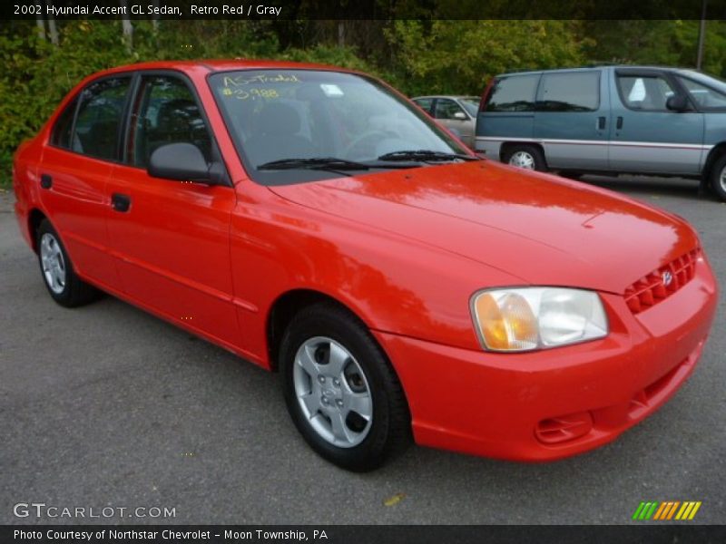 Front 3/4 View of 2002 Accent GL Sedan