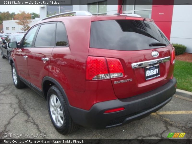 Spicy Red / Beige 2011 Kia Sorento LX