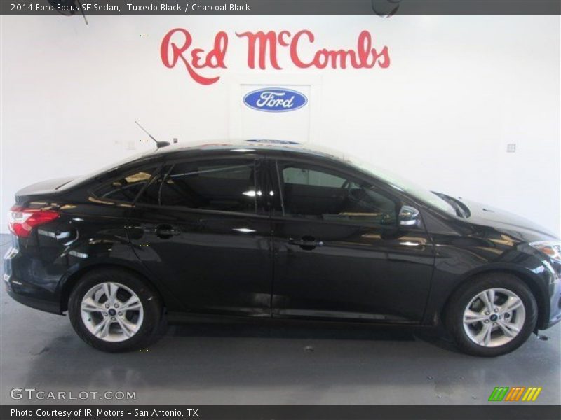 Tuxedo Black / Charcoal Black 2014 Ford Focus SE Sedan