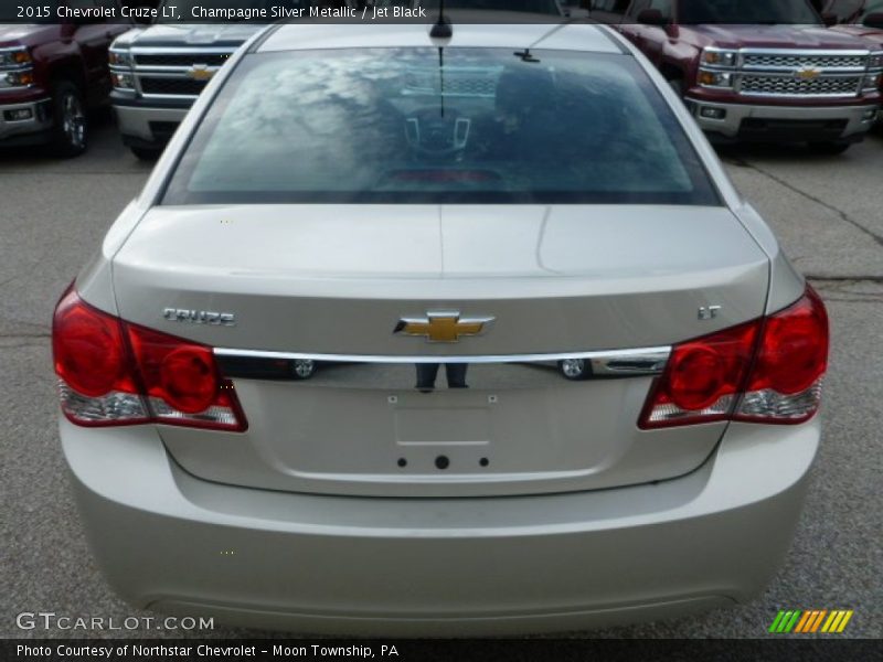Champagne Silver Metallic / Jet Black 2015 Chevrolet Cruze LT