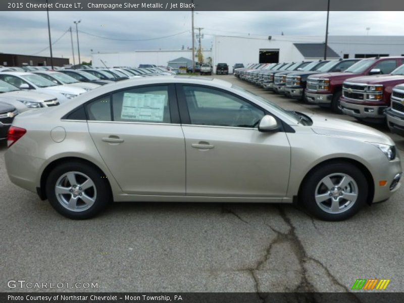 Champagne Silver Metallic / Jet Black 2015 Chevrolet Cruze LT