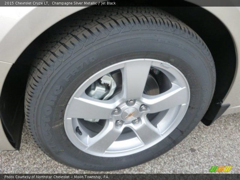Champagne Silver Metallic / Jet Black 2015 Chevrolet Cruze LT