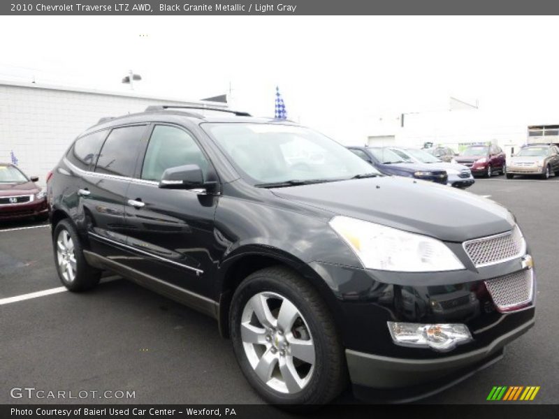 Front 3/4 View of 2010 Traverse LTZ AWD
