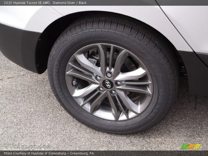 Diamond Silver / Black 2015 Hyundai Tucson SE AWD