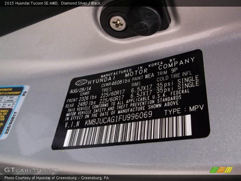 Diamond Silver / Black 2015 Hyundai Tucson SE AWD