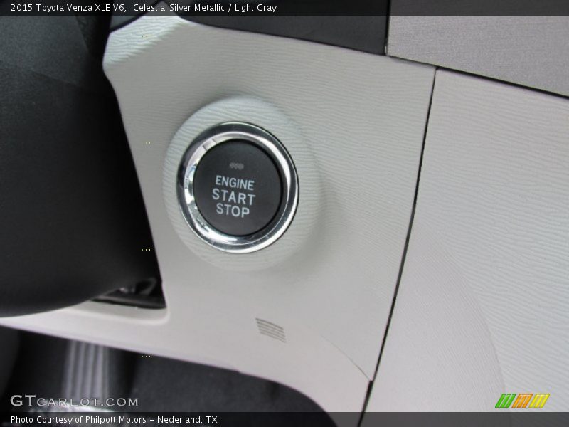 Controls of 2015 Venza XLE V6