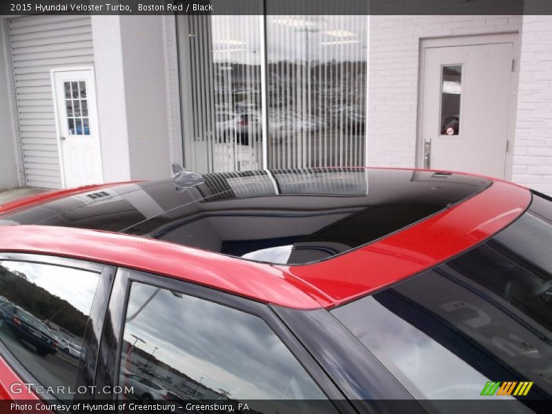 Boston Red / Black 2015 Hyundai Veloster Turbo