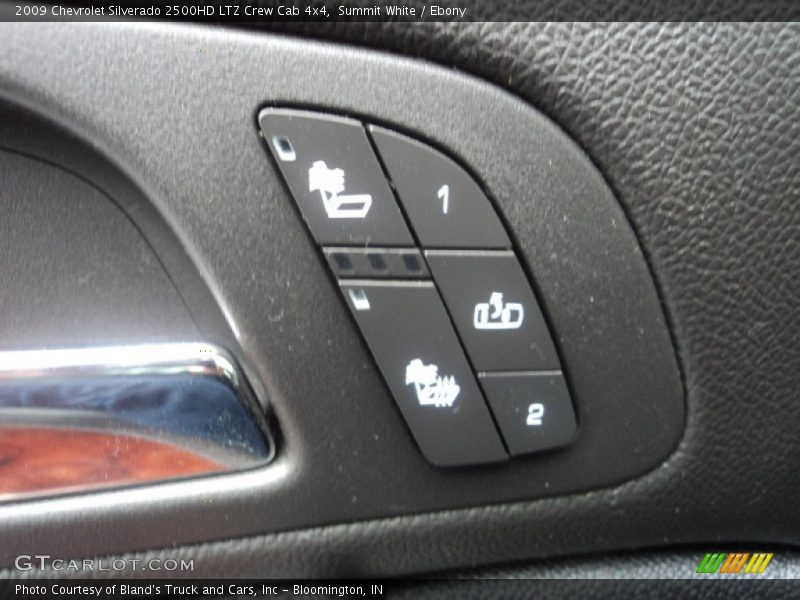 Summit White / Ebony 2009 Chevrolet Silverado 2500HD LTZ Crew Cab 4x4