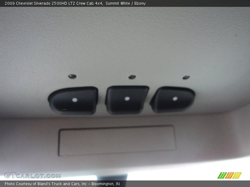 Summit White / Ebony 2009 Chevrolet Silverado 2500HD LTZ Crew Cab 4x4