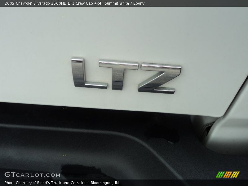 Summit White / Ebony 2009 Chevrolet Silverado 2500HD LTZ Crew Cab 4x4