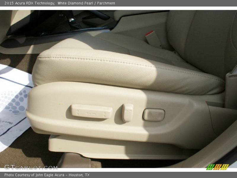 White Diamond Pearl / Parchment 2015 Acura RDX Technology