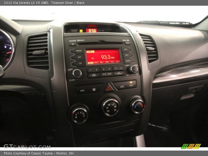 Titanium Silver / Black 2013 Kia Sorento LX V6 AWD