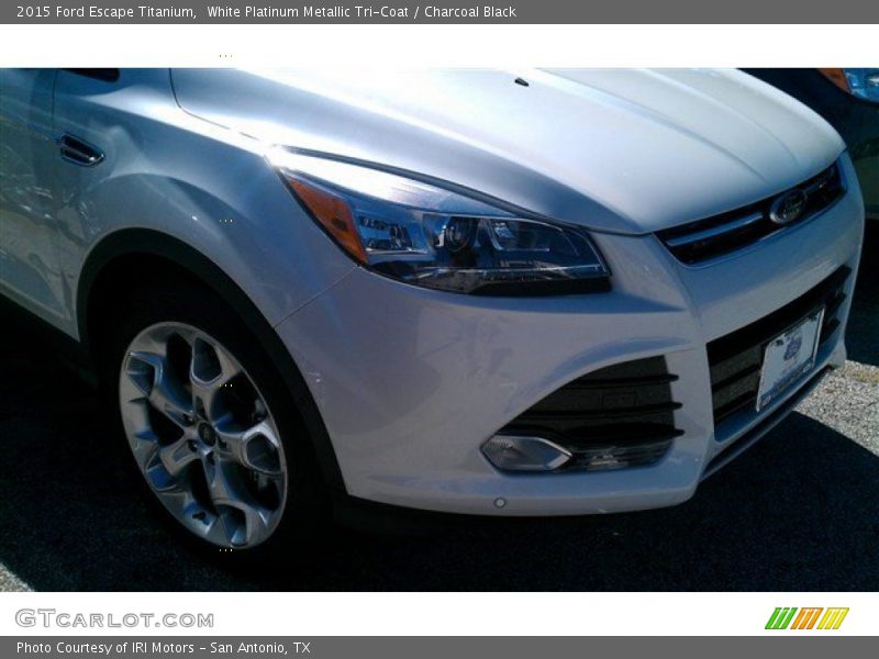 White Platinum Metallic Tri-Coat / Charcoal Black 2015 Ford Escape Titanium